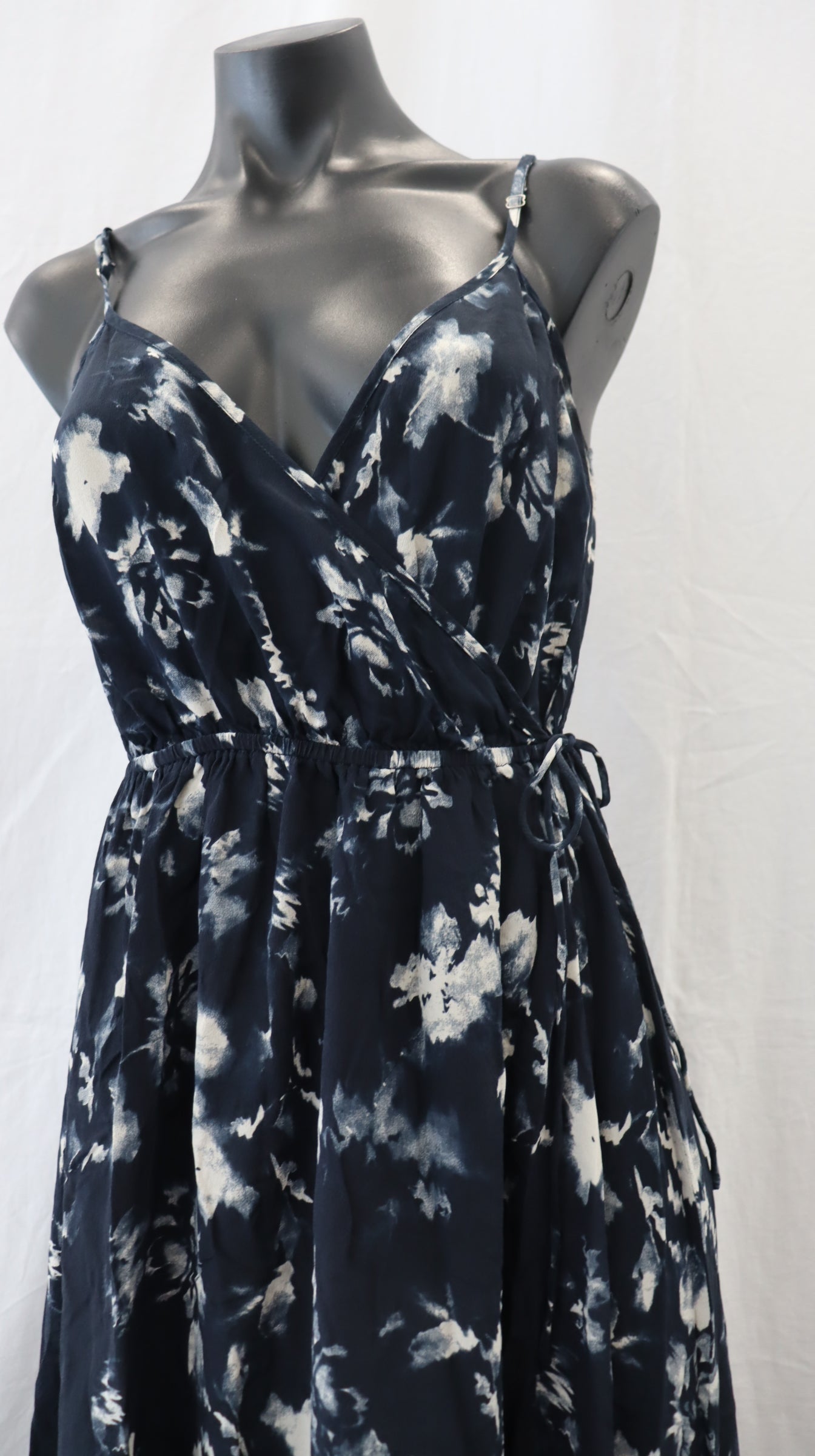 B L A K L U X E Midi Dress 8