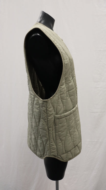 S U P E R E T T E Vest ONE SIZE