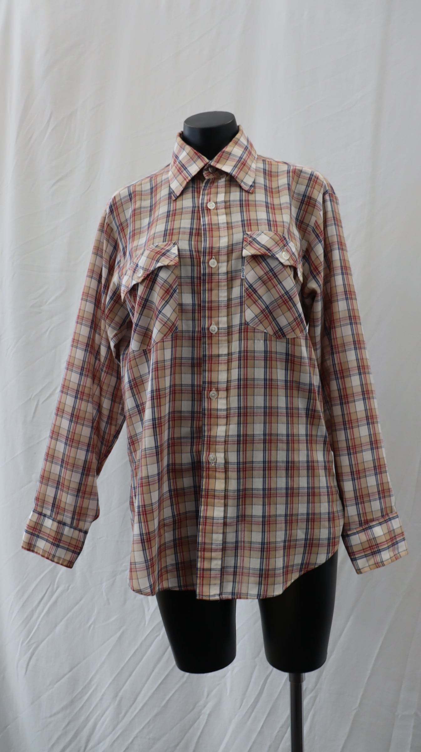 Levi Strauss & CO Button Up L