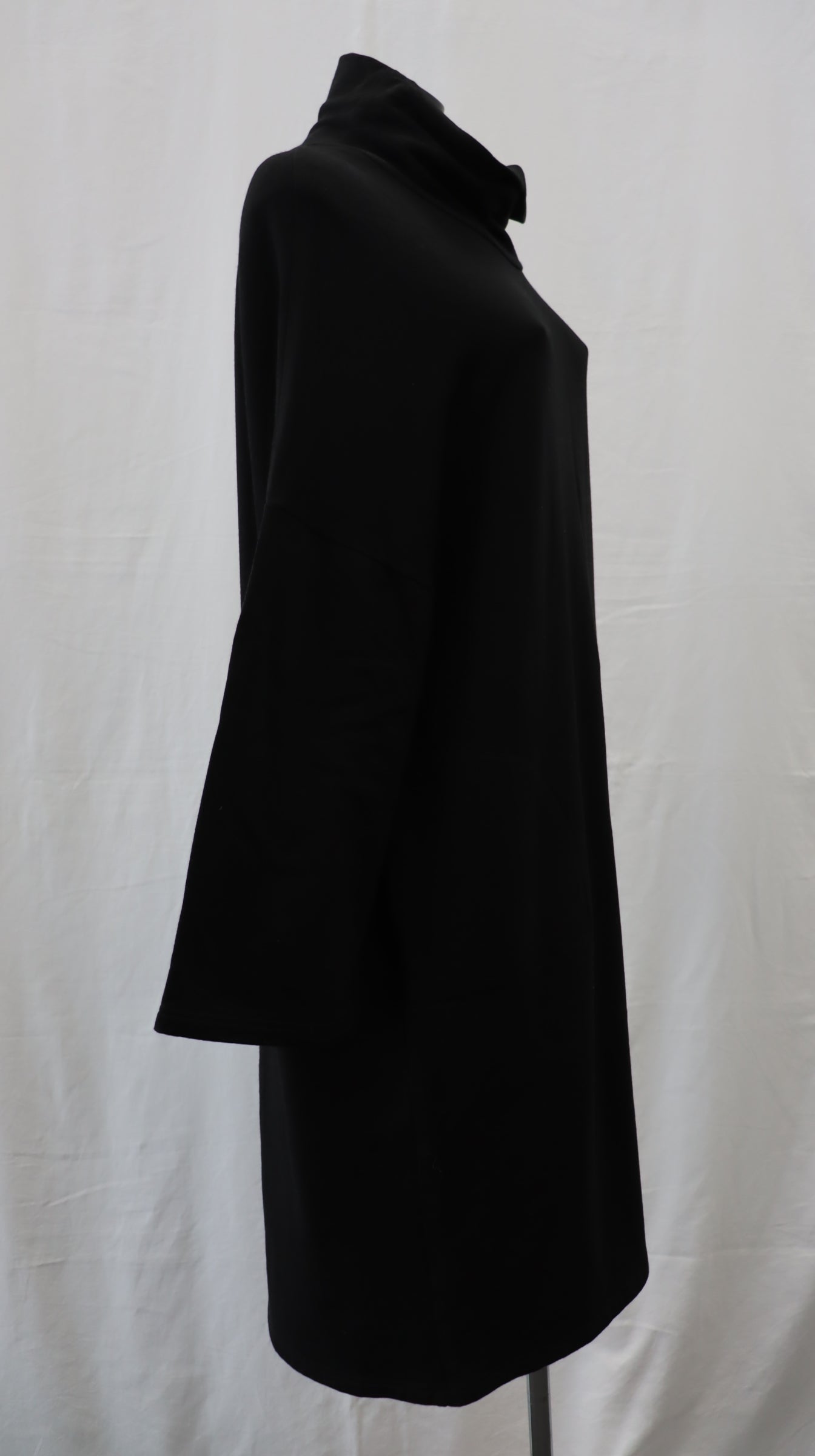 Sills Midi Dress 12