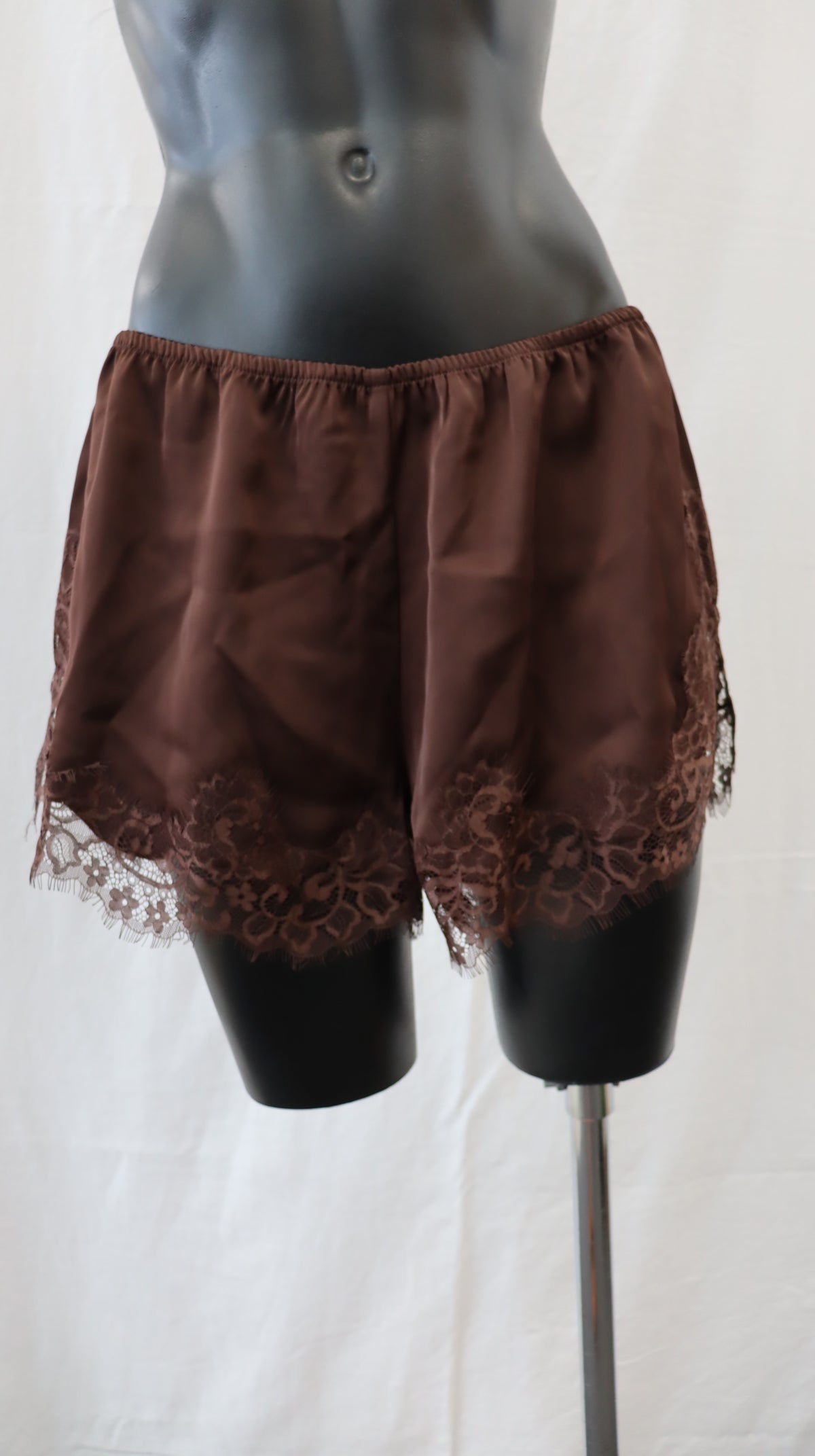 GLASSONS Shorts 10