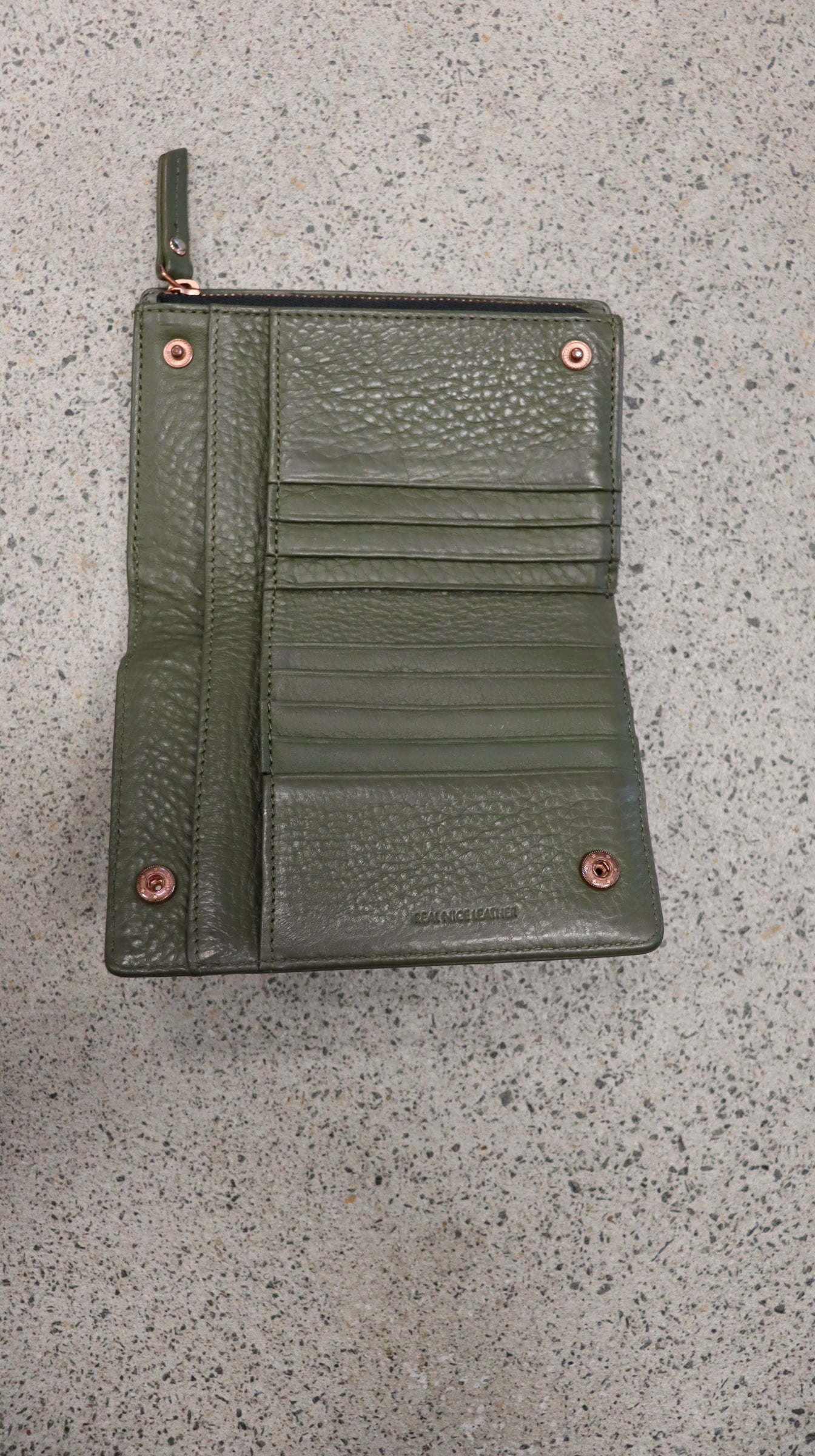 STATUS ANXIETY. Wallet N/A
