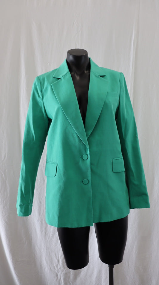 M A X Blazer 6