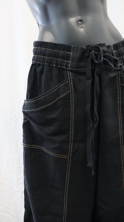 M A X Pants 12