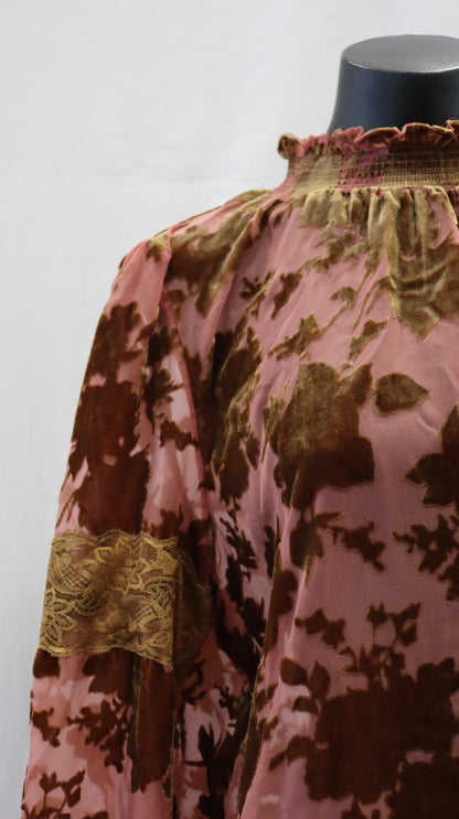 drama Blouse 12