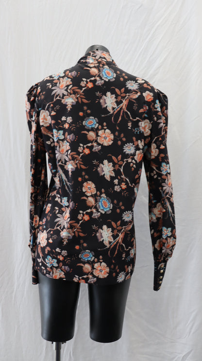Yvonne Bennetti Button Up S - M