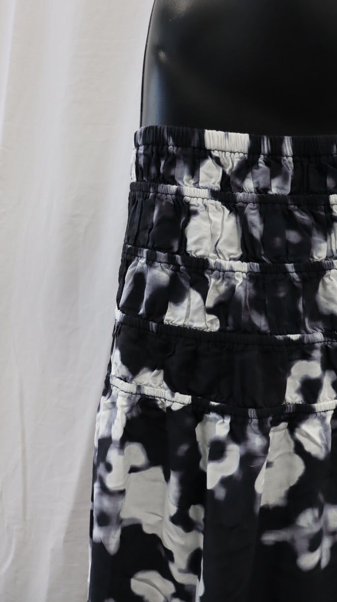 Briarwood Maxi Skirt L