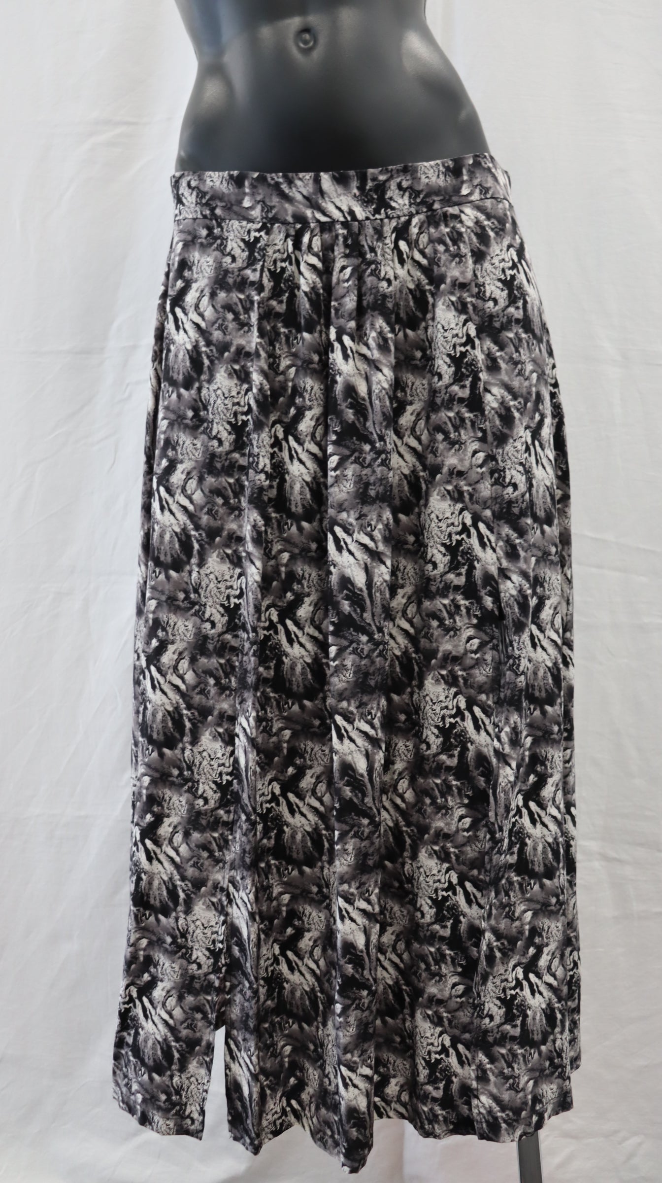 B L A K L U X E Midi Skirt 12