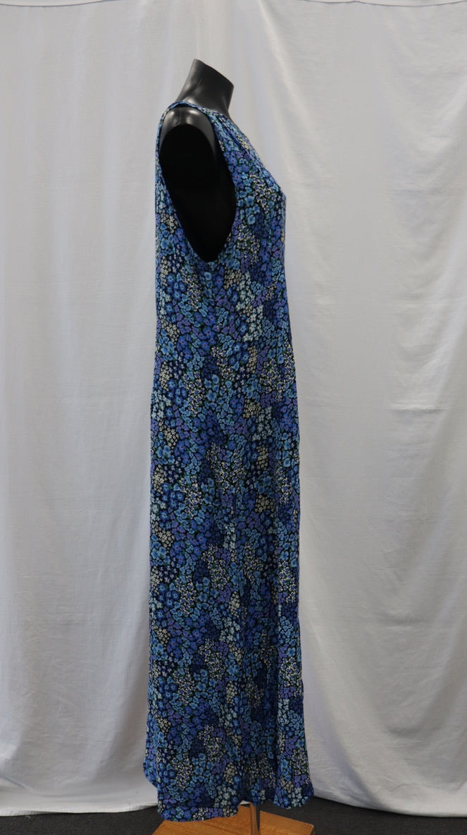 Sportsgirl Maxi Dress 18