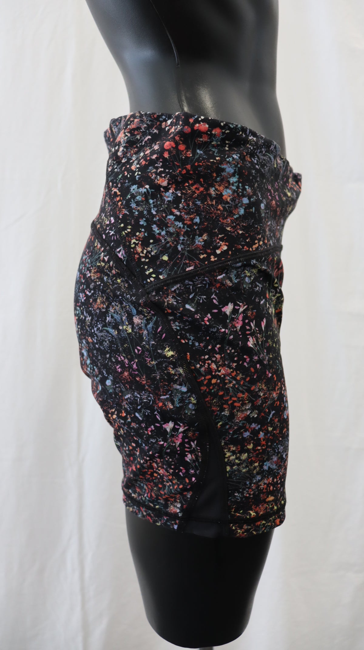lululemon Shorts 14