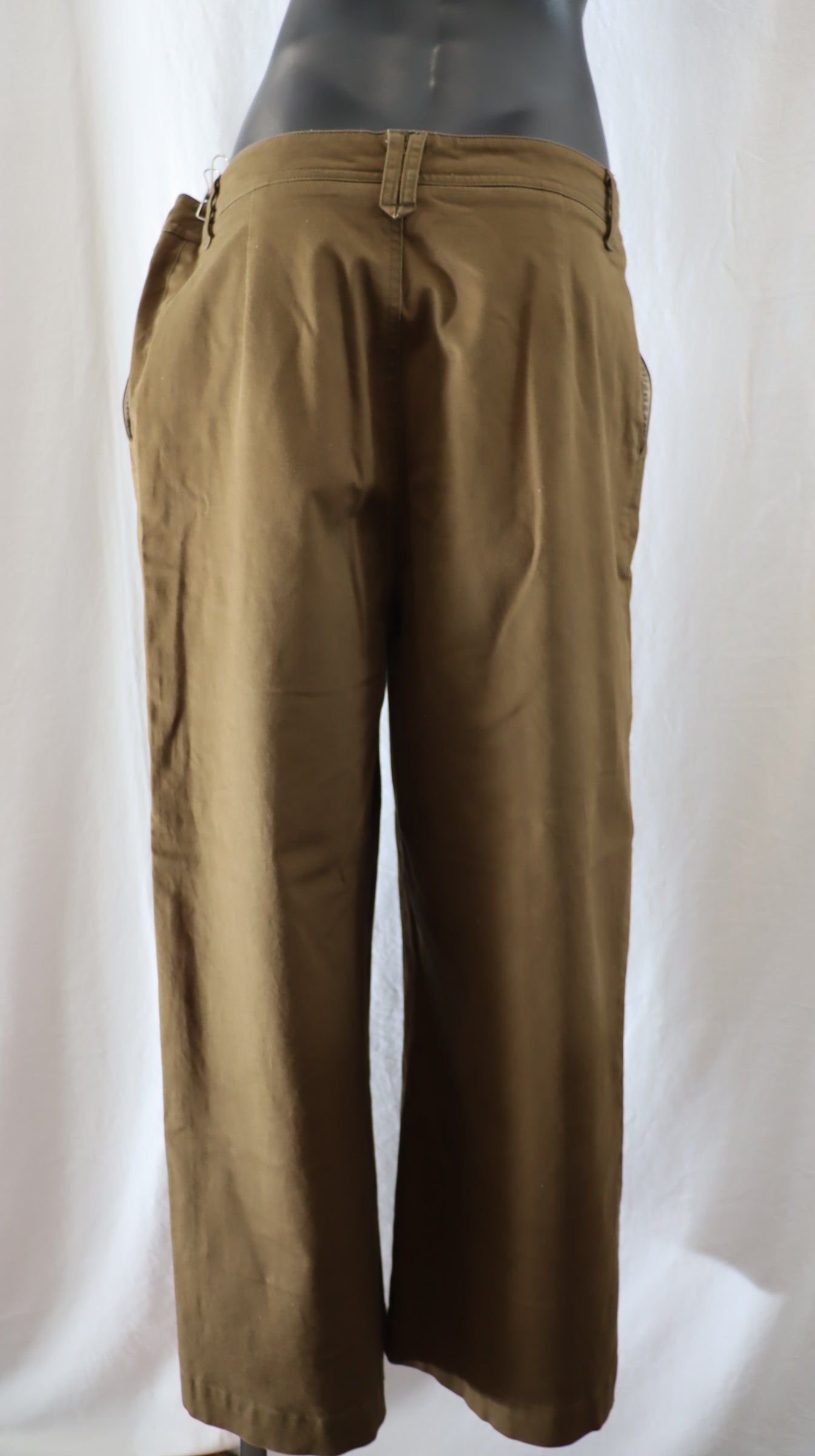 shjark Pants 14
