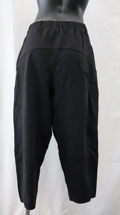 moochi Pants M