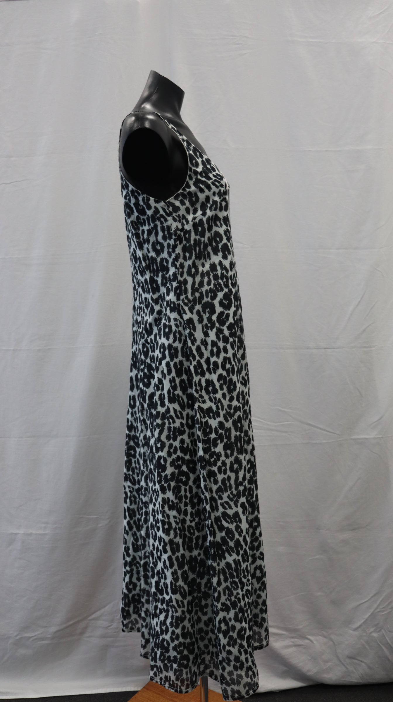 juliette hogan Maxi Dress 8