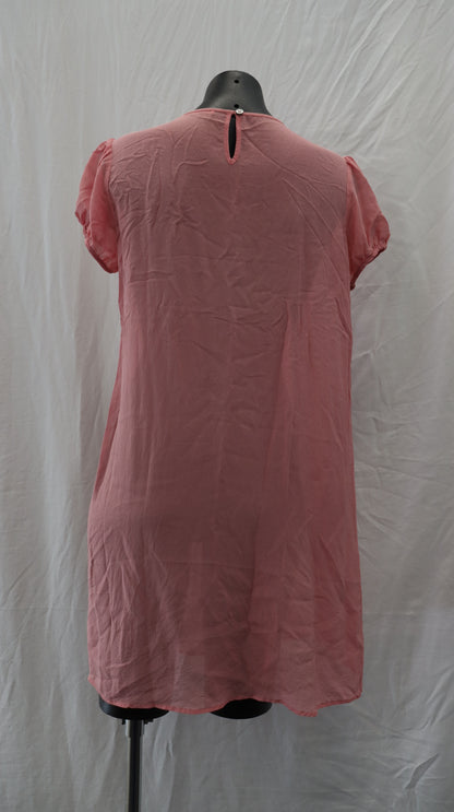 HELEN CHERRY Button Up M