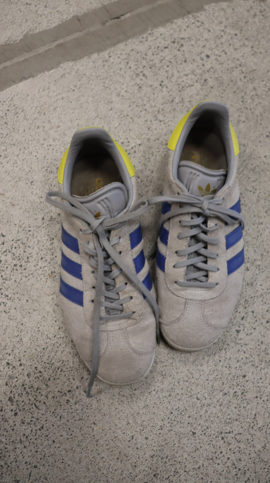 adidas Sneaker 6 1/2