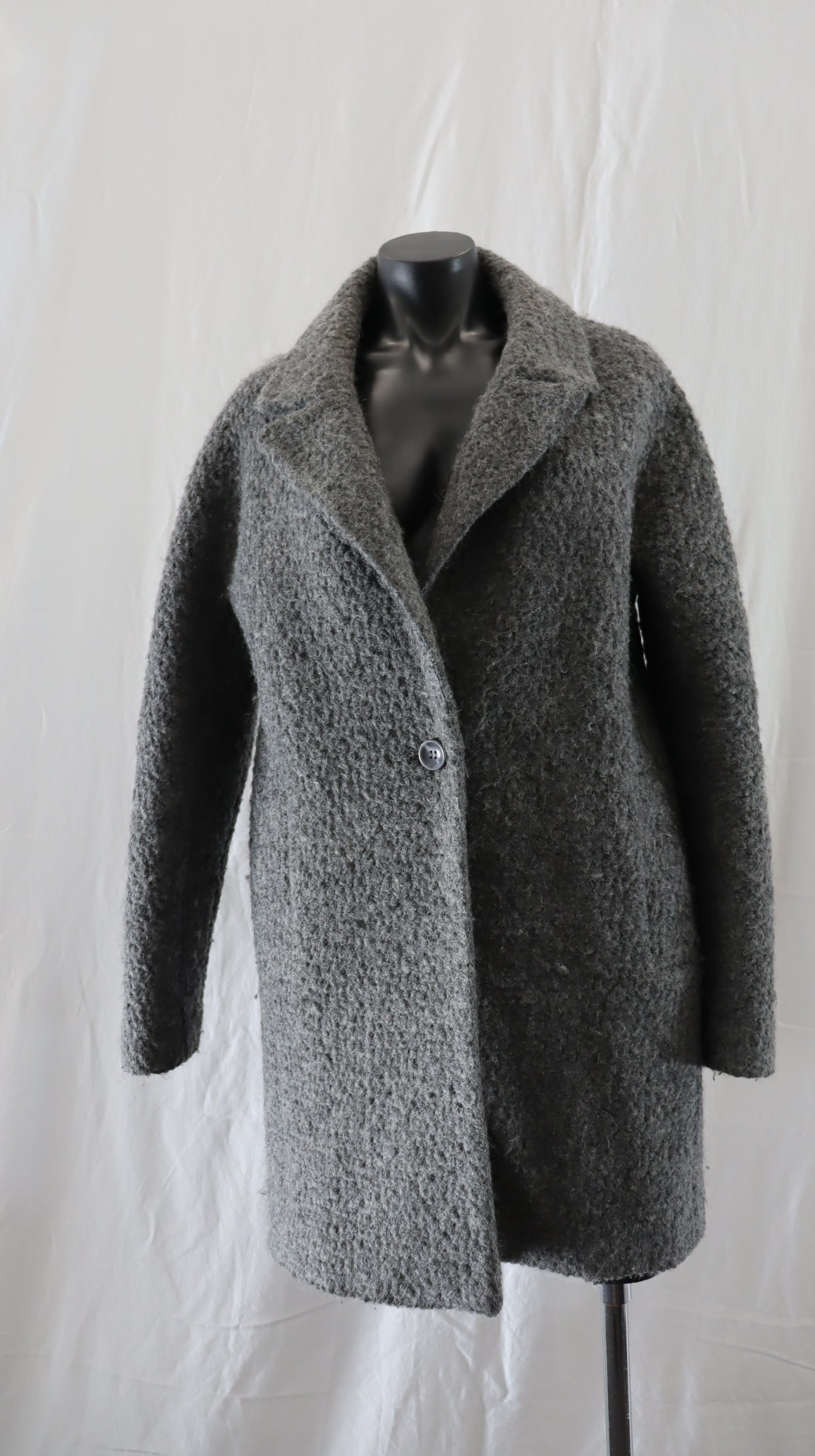 M A X Coat 10