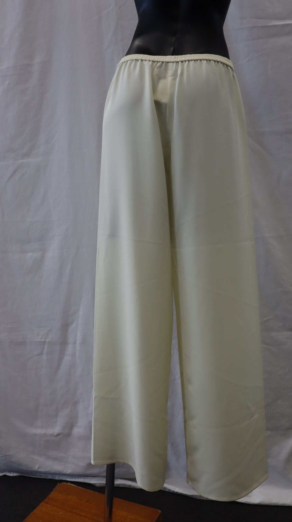 Harris Tapper Pants 10