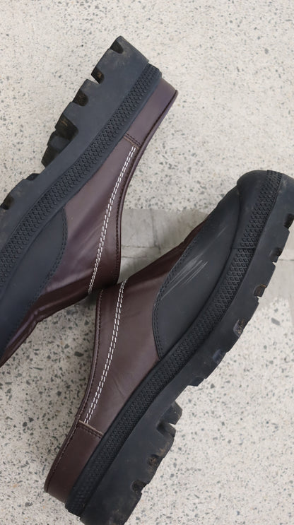 CommonPlace Essentials Clogs 38