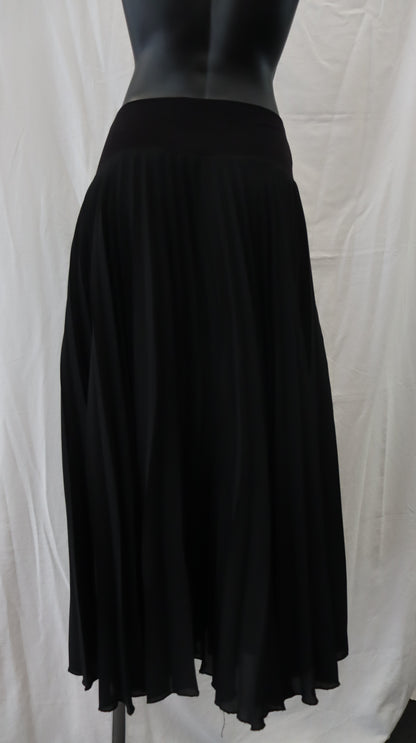Sills Midi Skirt 16