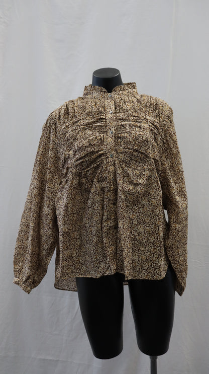 remain Button Up 10