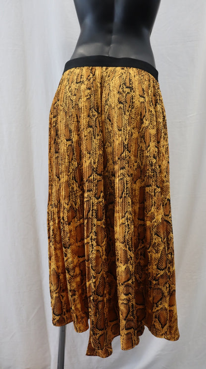 moochi Midi Skirt 12
