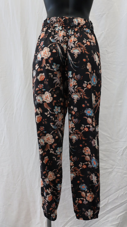 Yvonne Bennetti Pants xs