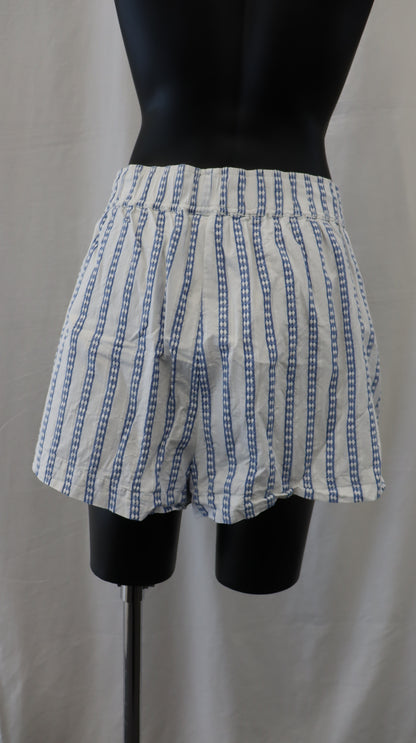 Superette Shorts 16