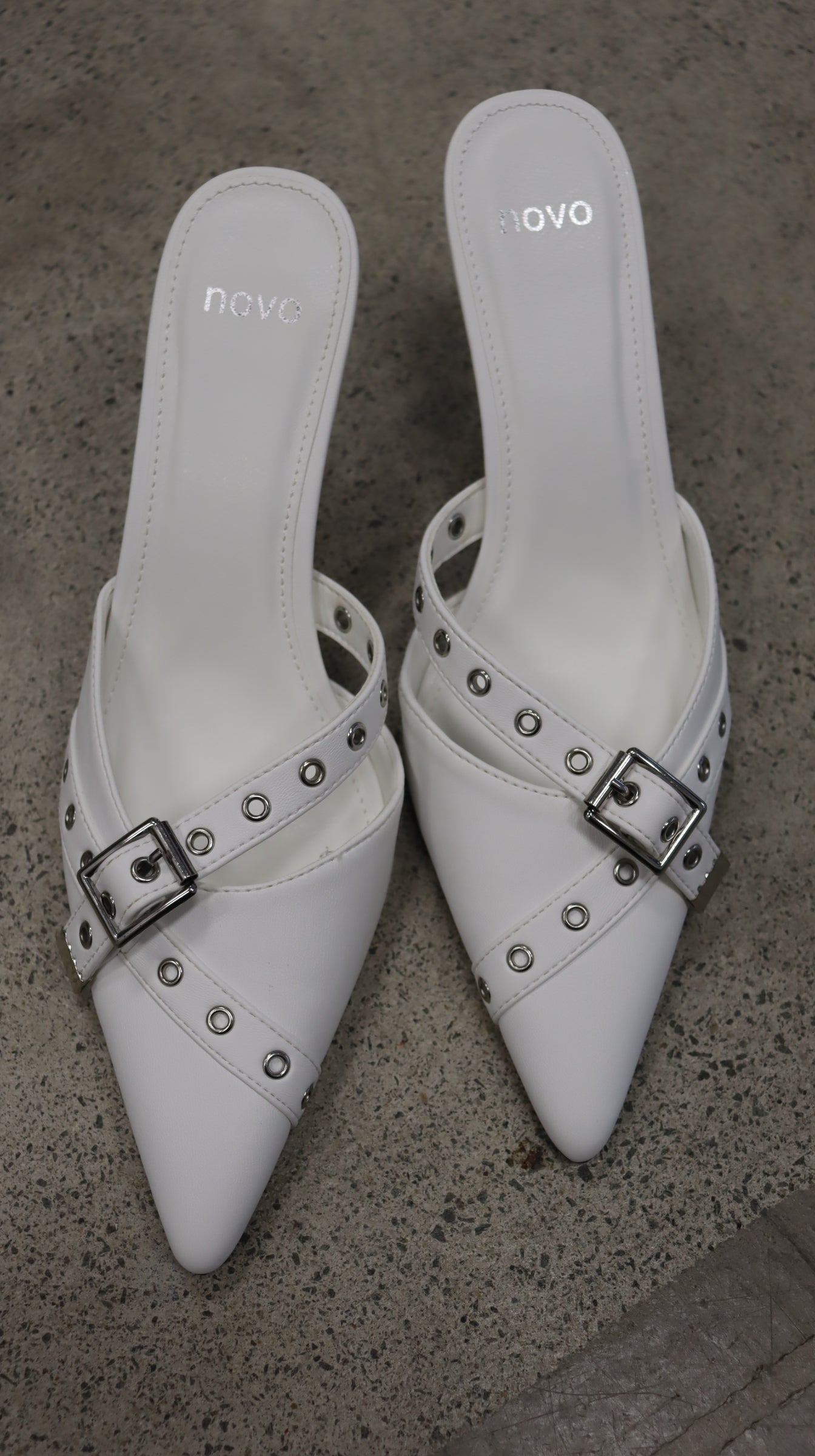 Novo Heels 8