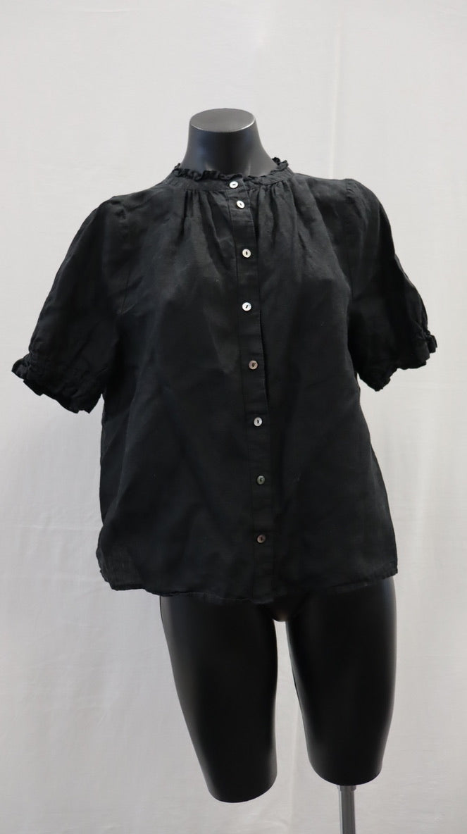 M A X Button Up 8