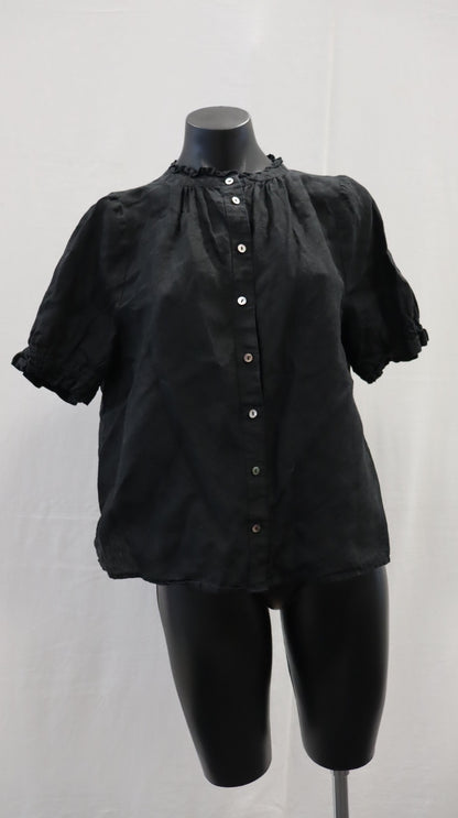 M A X Button Up 8
