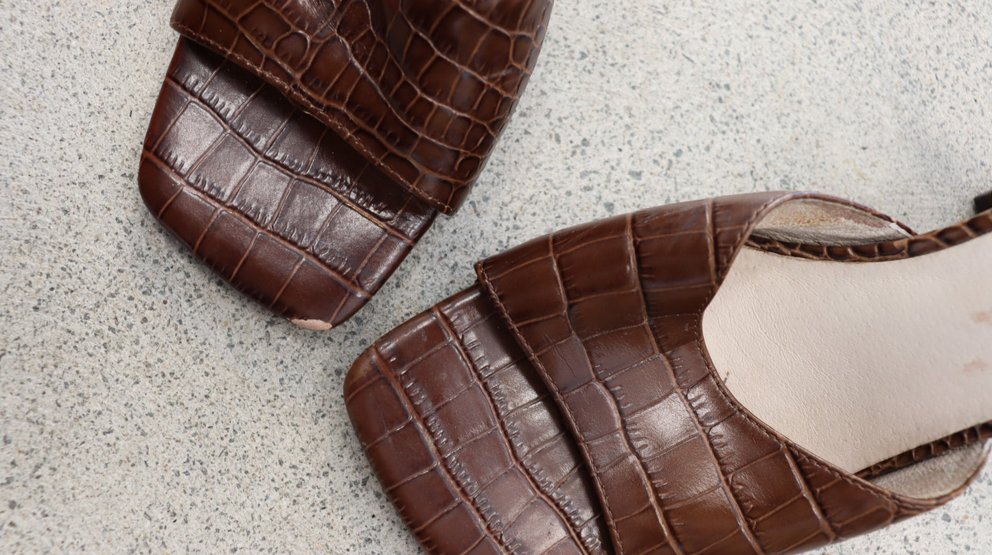 KOOKAI Heels 39