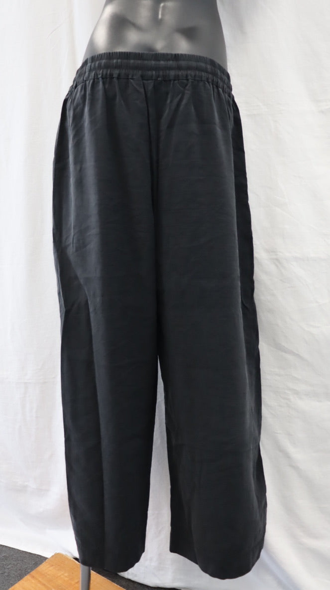 stories be told Pants 14