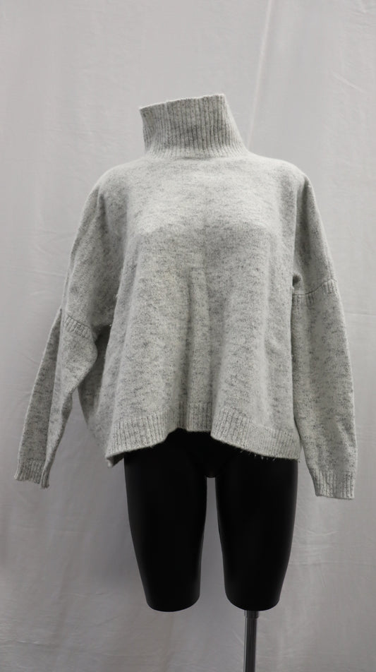 moochi Knit M