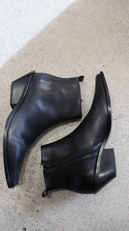 LA TRIBE Boots 41