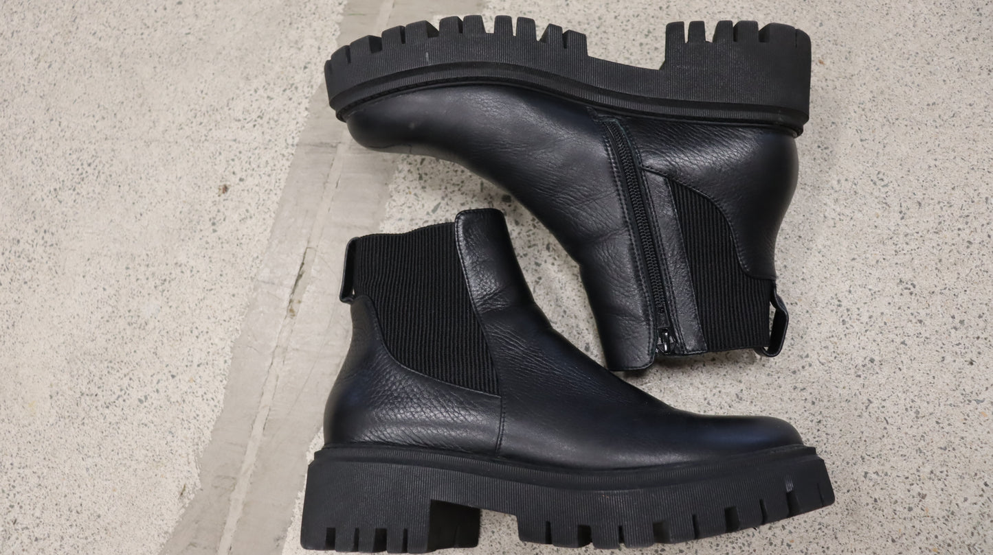Isabella Anselmi Boots 39