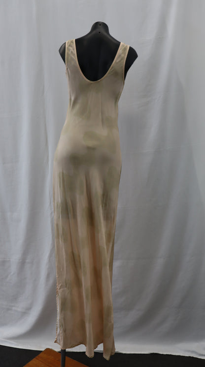 One Mile Maxi Dress L
