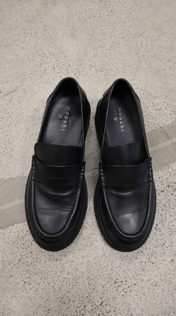 moochi Loafer 38