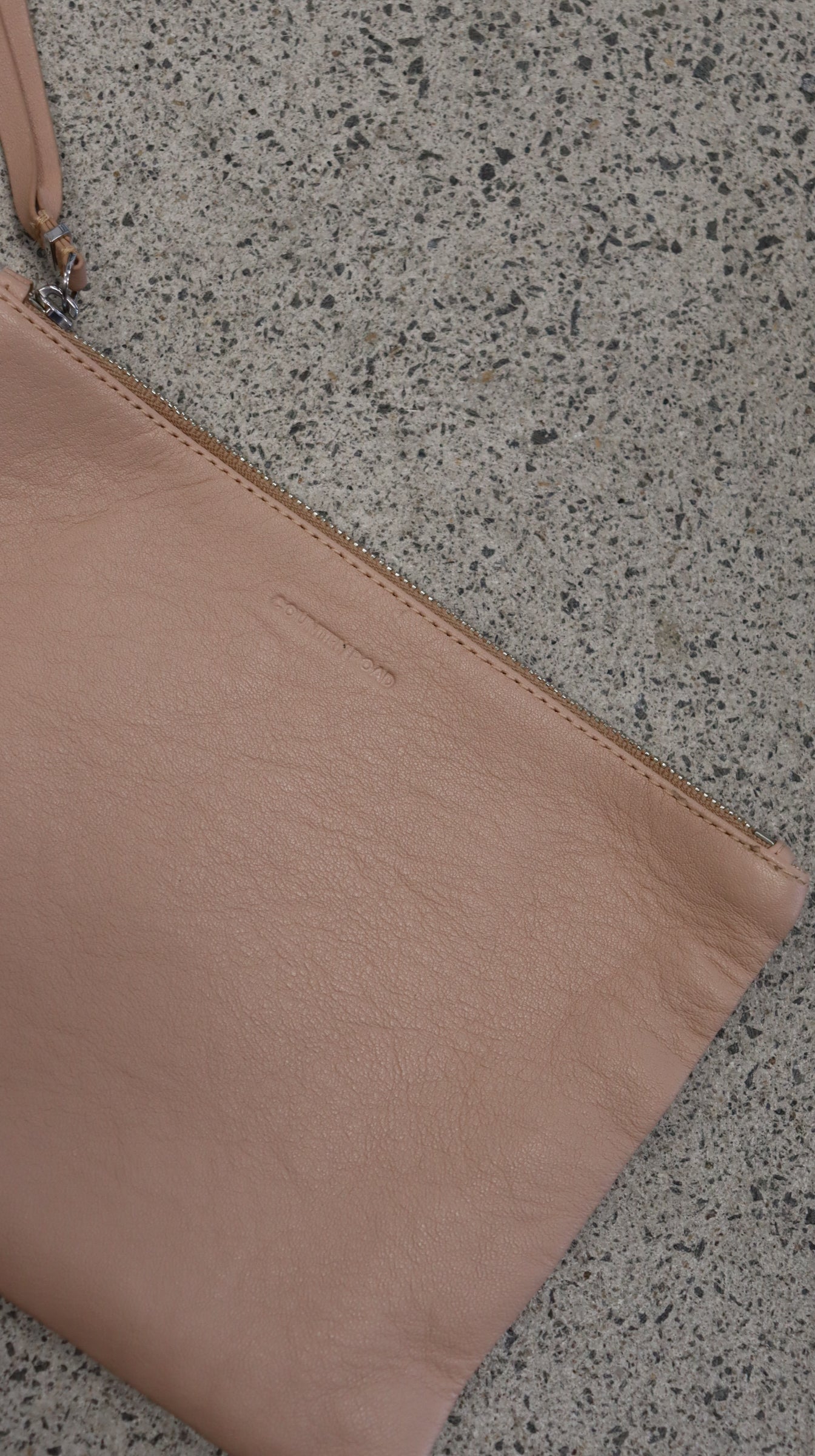 COUNTRY ROAD Clutch N/A