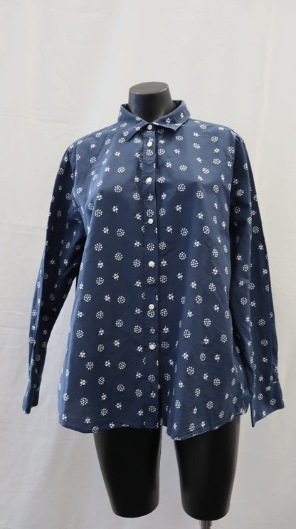 R.M.WILLIAMS Button Up 18