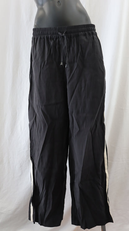 stories be told Pants 12