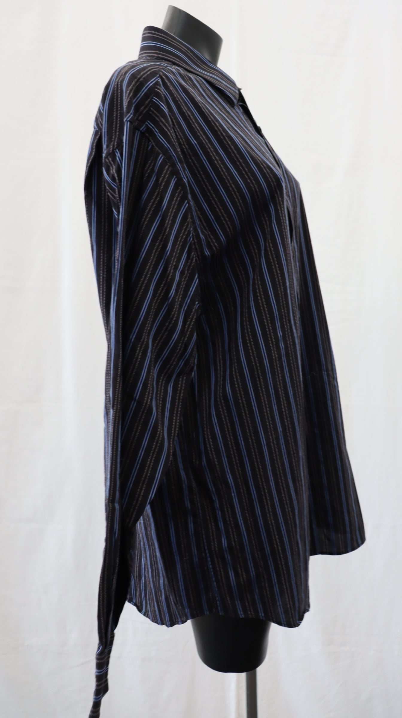 Report Button Up XL