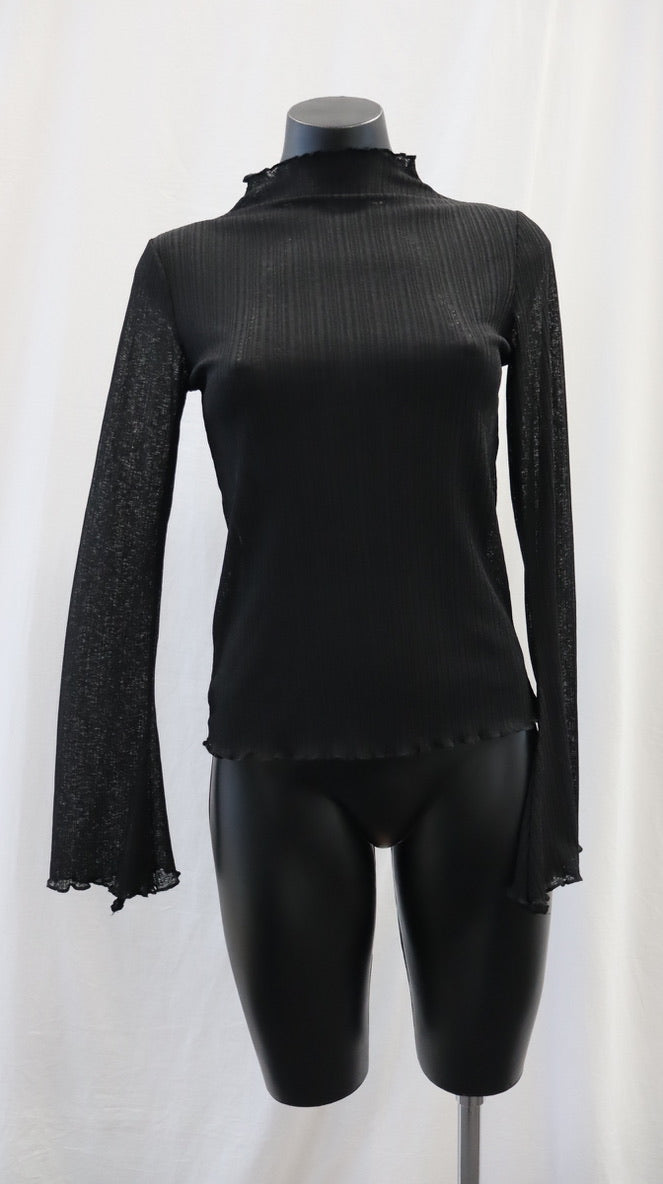*NO TAG Long Sleeve S