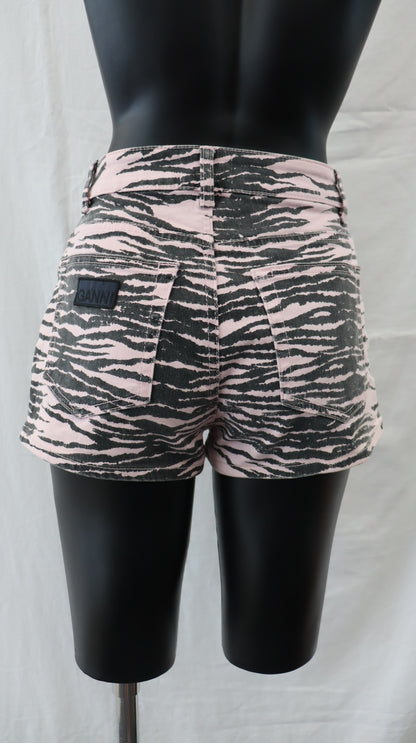 GANNI Shorts 4