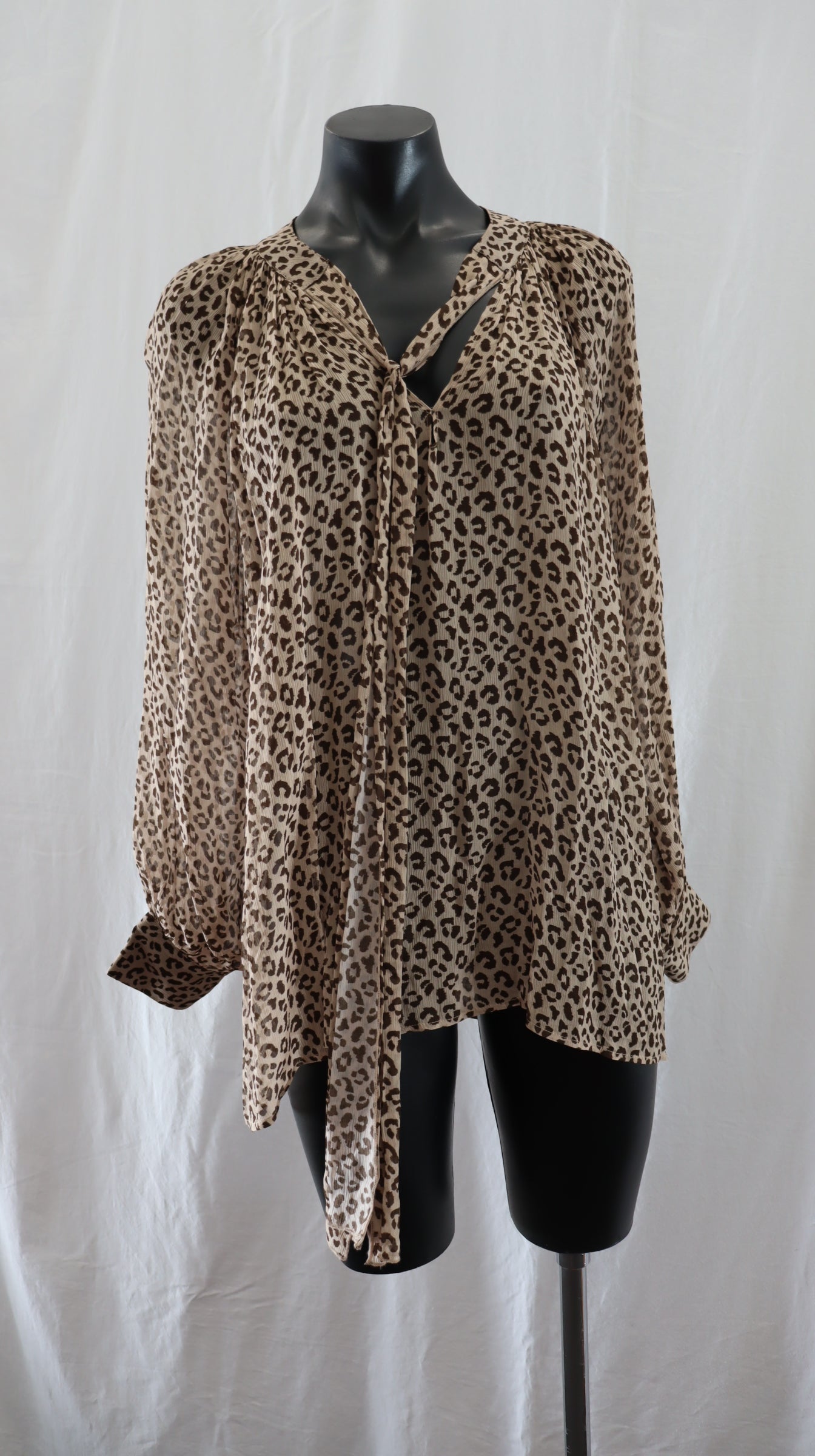 STORM Blouse 10