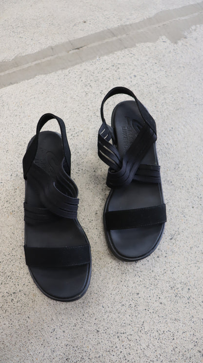 skechers Heels 41