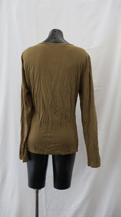 THIRD FORM Long Sleeve 14