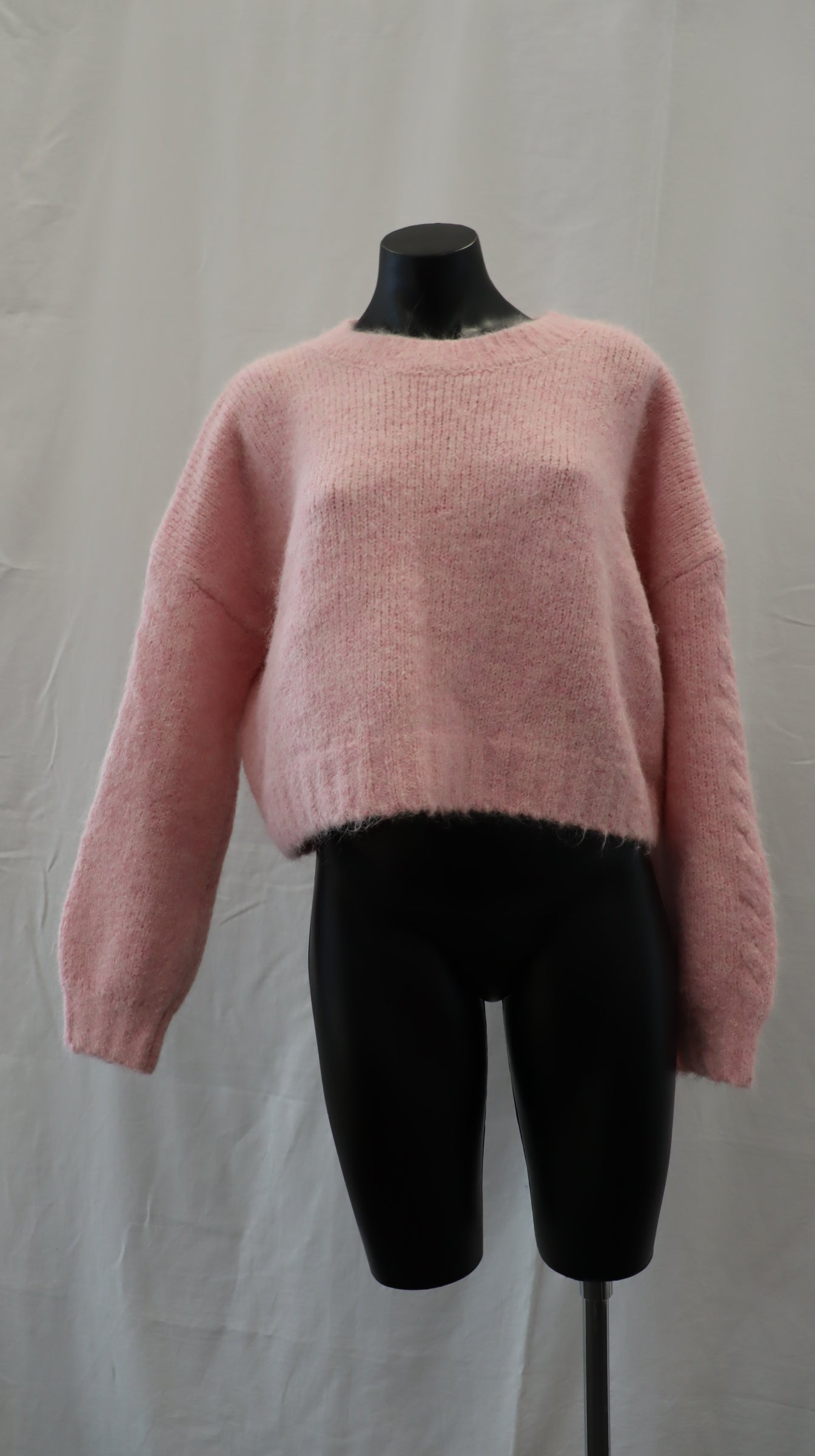 Roame Knit 10