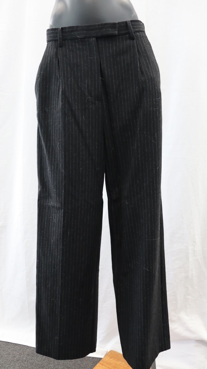 SECOND FEMALE Pants M