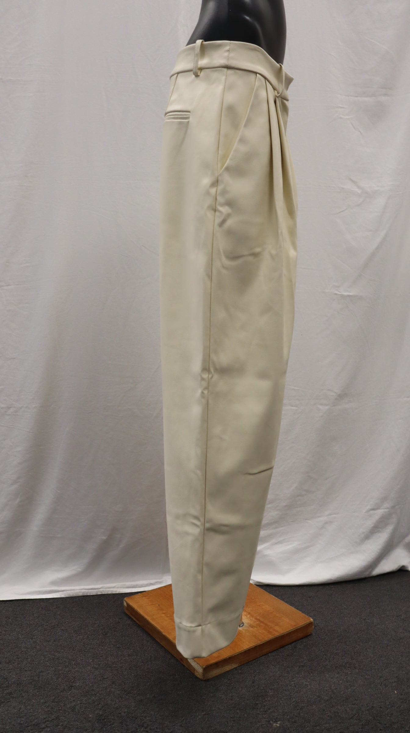 Caitlin Crisp Pants 10