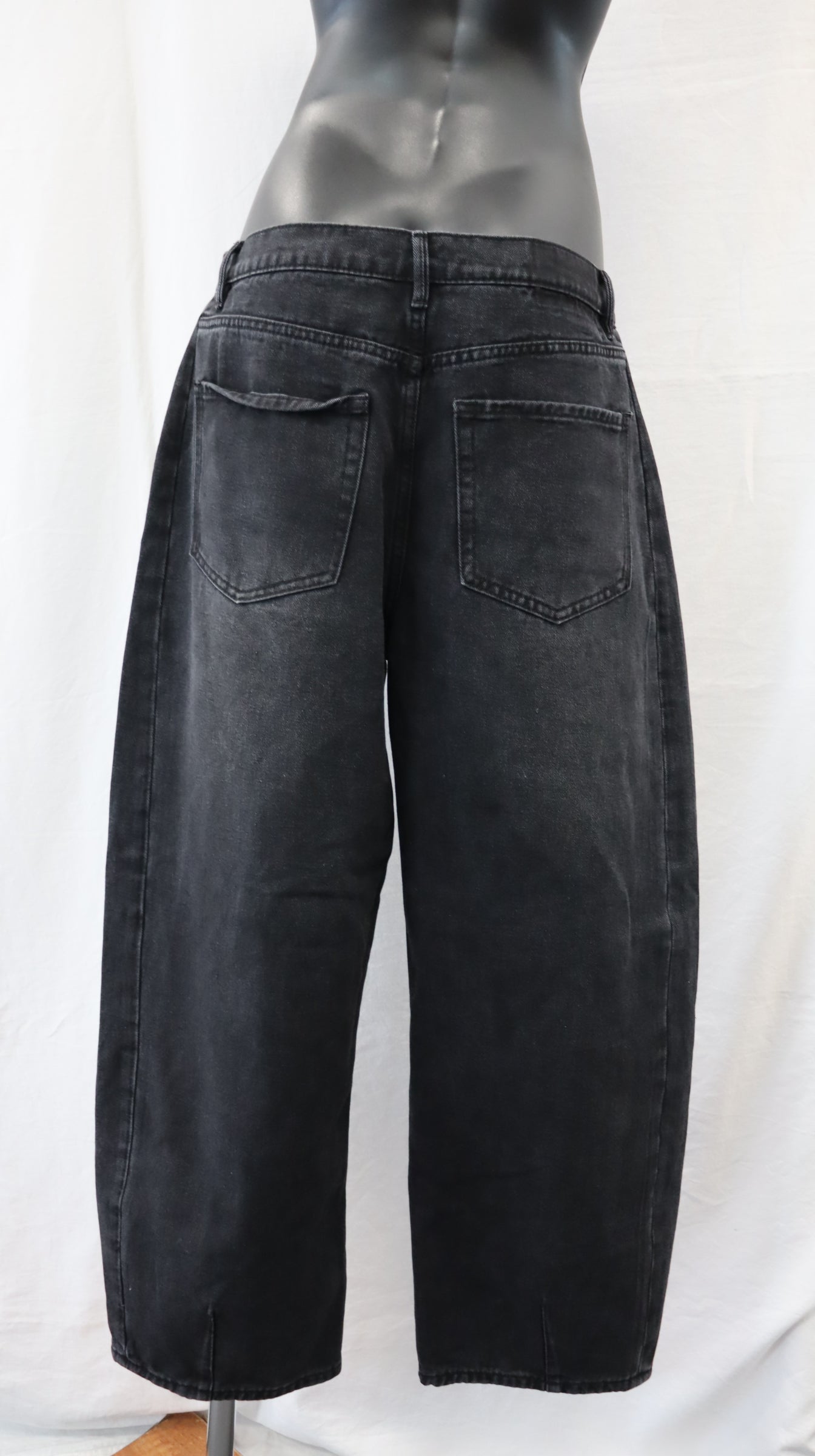 AMONG THE BRAVE Jeans 12